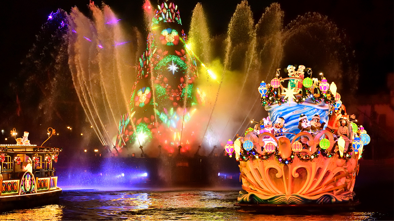 Disney Christmas at Tokyo Disney Resort
