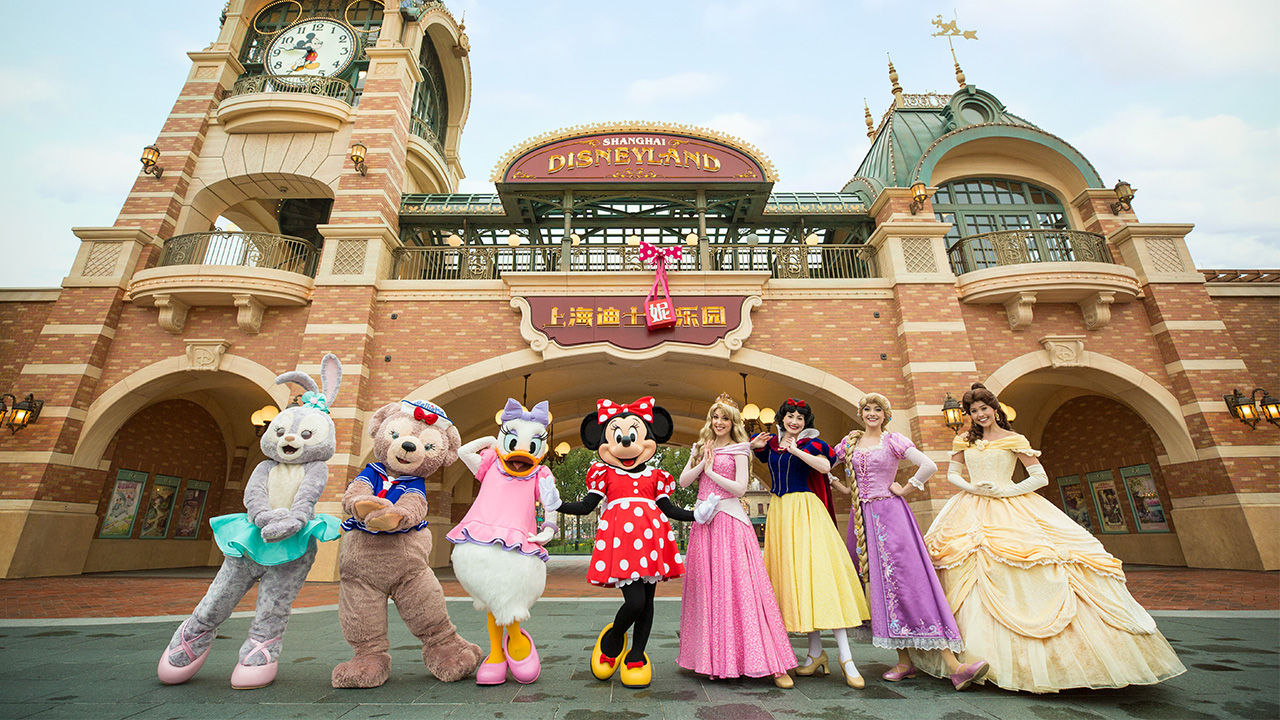 Spring is Here! Re-Discover the Magic of Spring as Shanghai Disney Resort Celebrates the Season with Vivid Colors, Original Performances and Special Disney Surprises