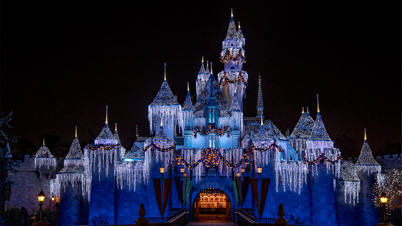 Disneyland Resort Will Let it ‘Snow’ With Festive Traditions and Sparkling Décor to Celebrate the Holiday Season, from Nov. 8, 2019 to Jan. 6, 2020