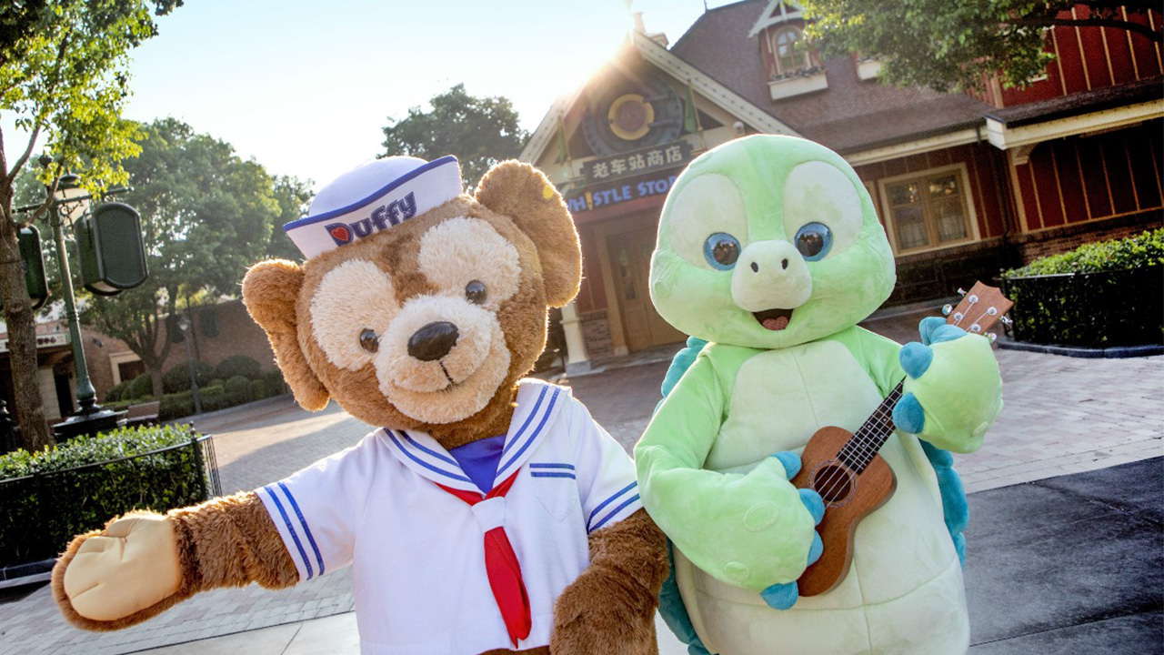Autumn Arrives at Shanghai Disney Resort with Festivals, Celebrations and New Duffy Month Surprises