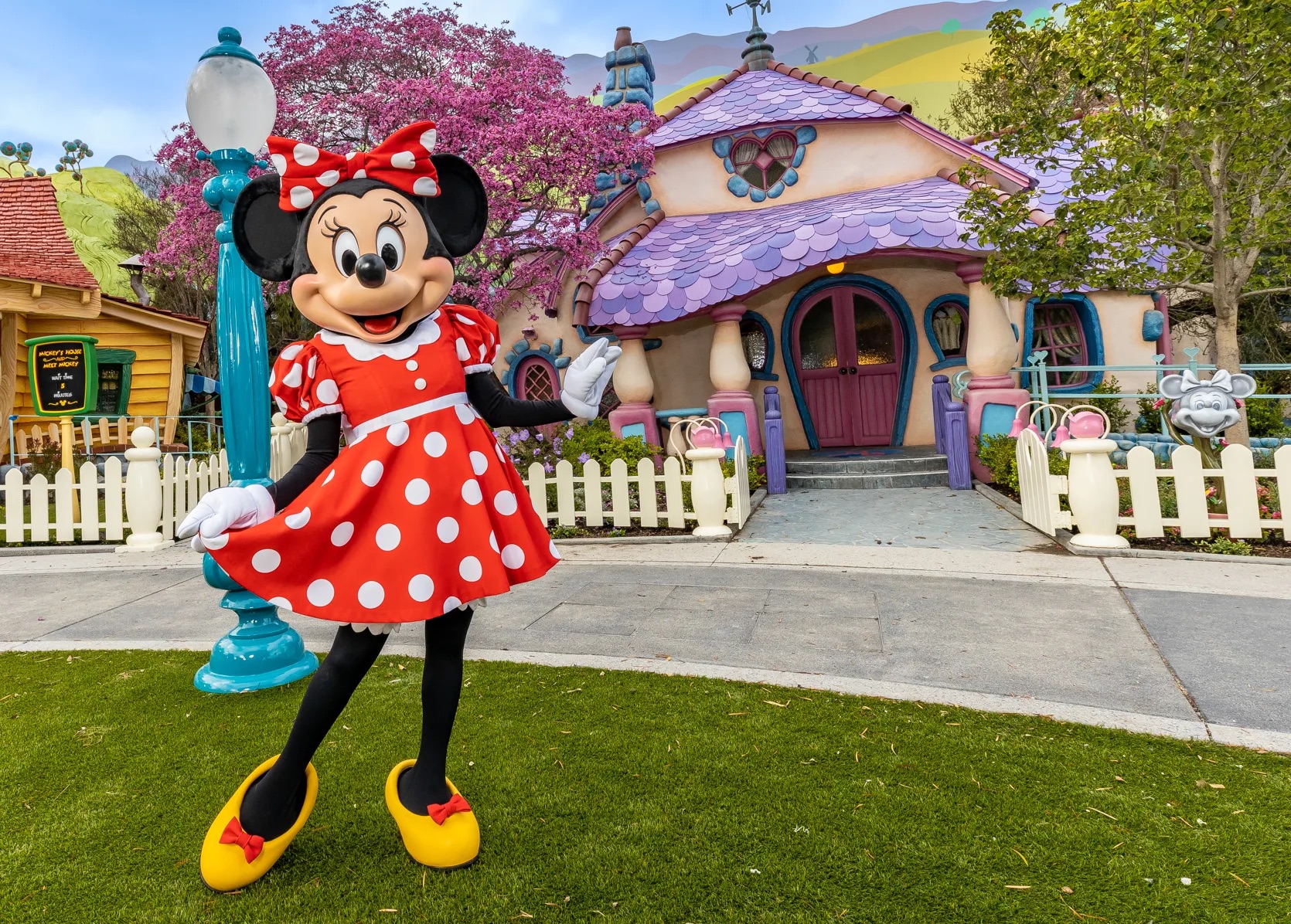 Minnie Mouse Returns to Mickey’s Toontown at Disneyland Park